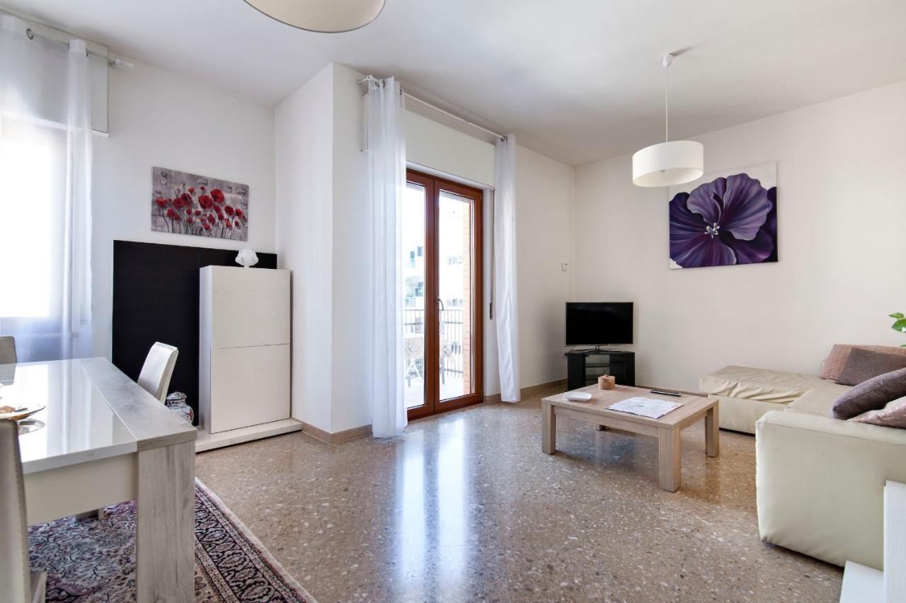Di Palma 4 - Family House City Centre - Lecce Selection מראה חיצוני תמונה